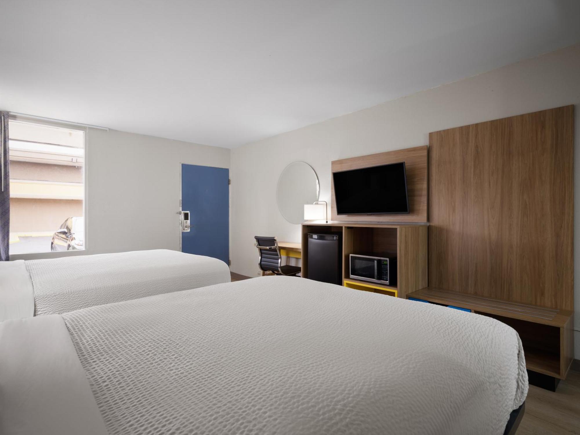 Days-Inn By Wyndham Montgomery I-85 Εξωτερικό φωτογραφία