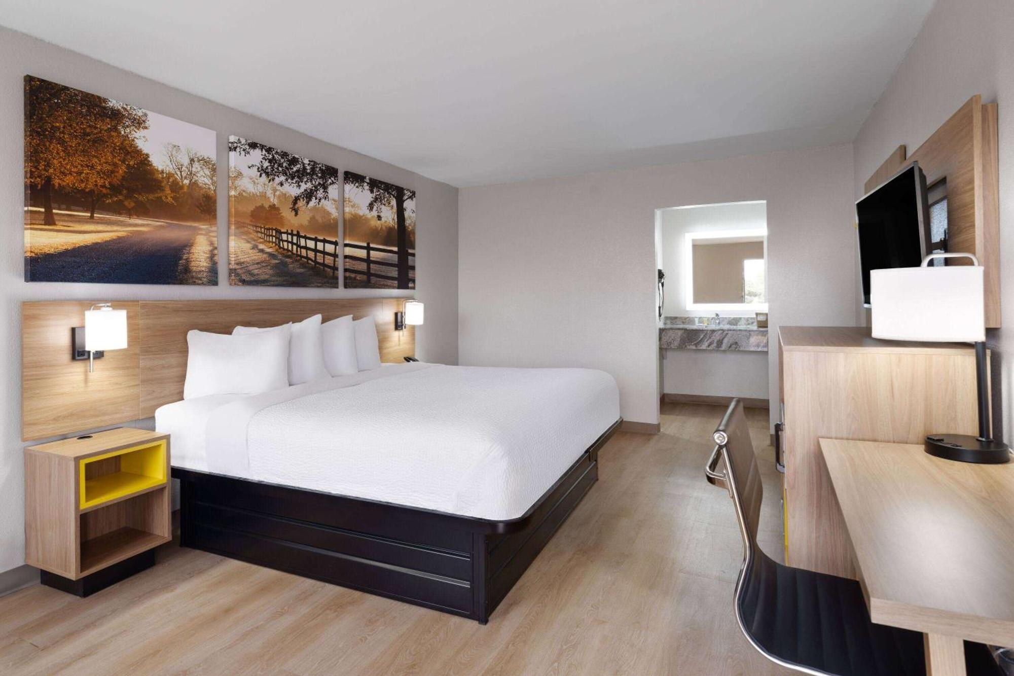 Days-Inn By Wyndham Montgomery I-85 Εξωτερικό φωτογραφία