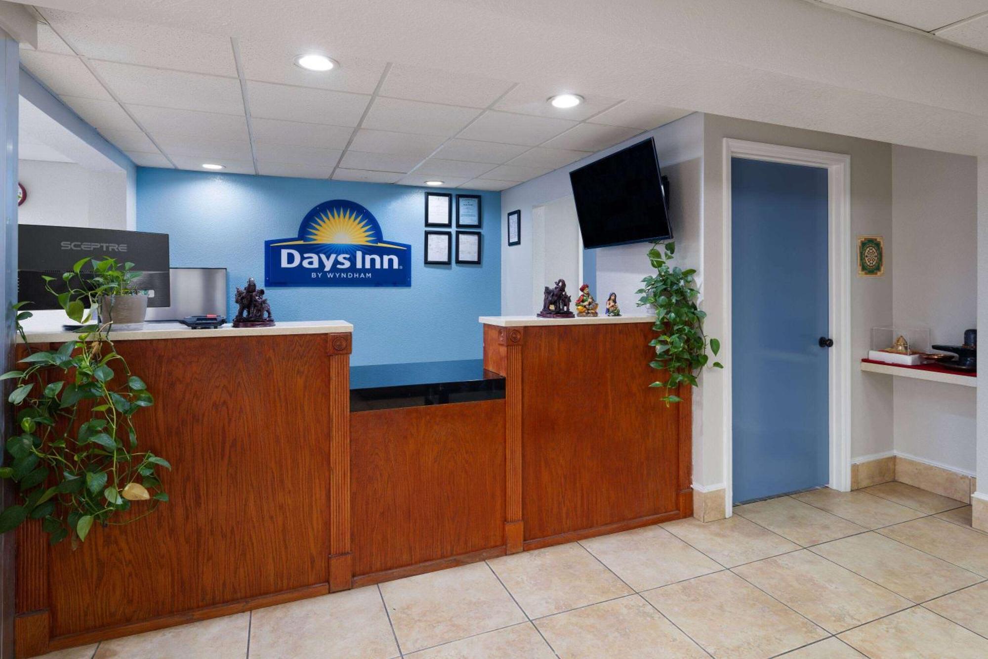 Days-Inn By Wyndham Montgomery I-85 Εξωτερικό φωτογραφία